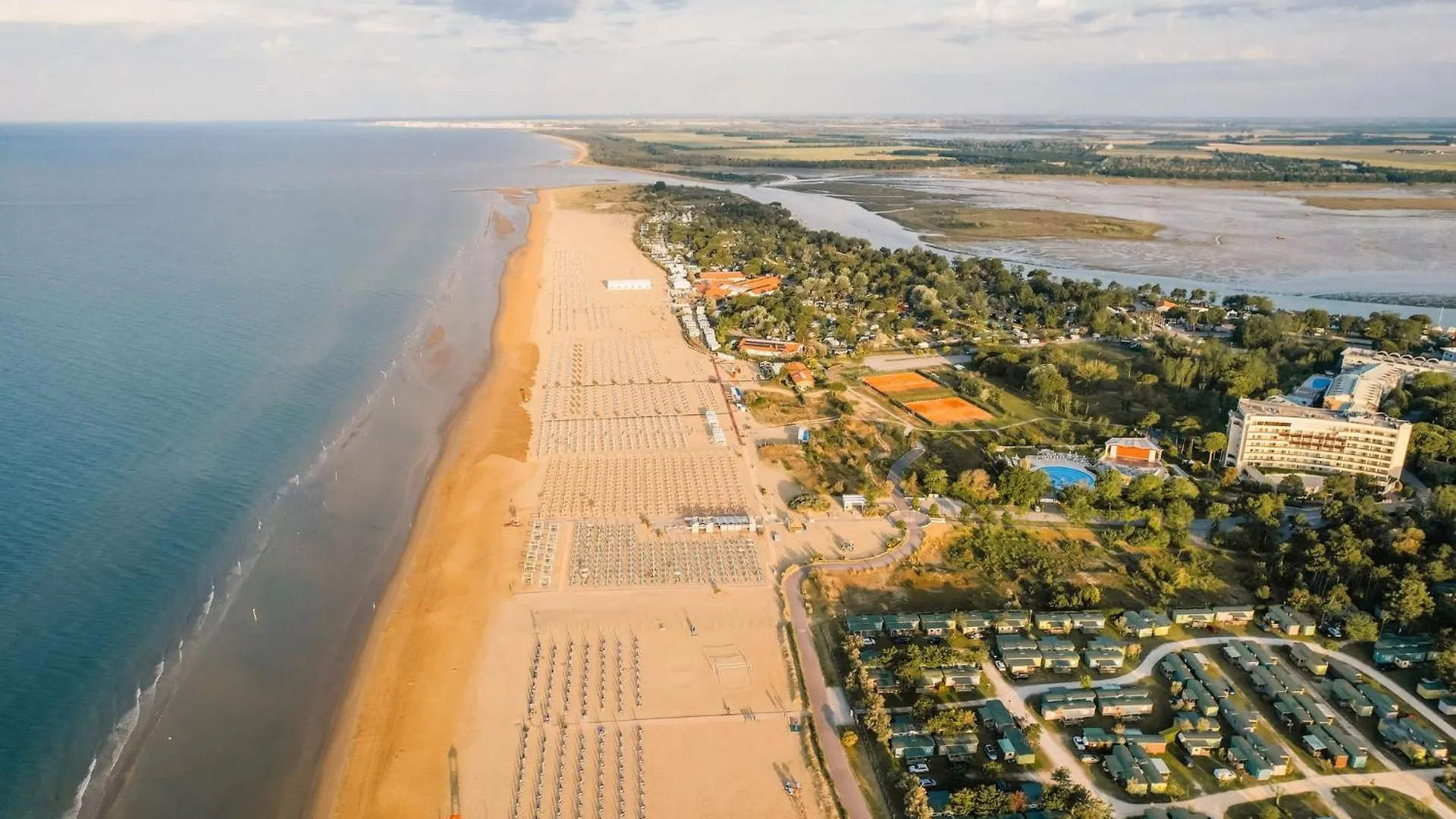 Fantastic 1 Bedroom Apartment With Swimming Pool Bibione